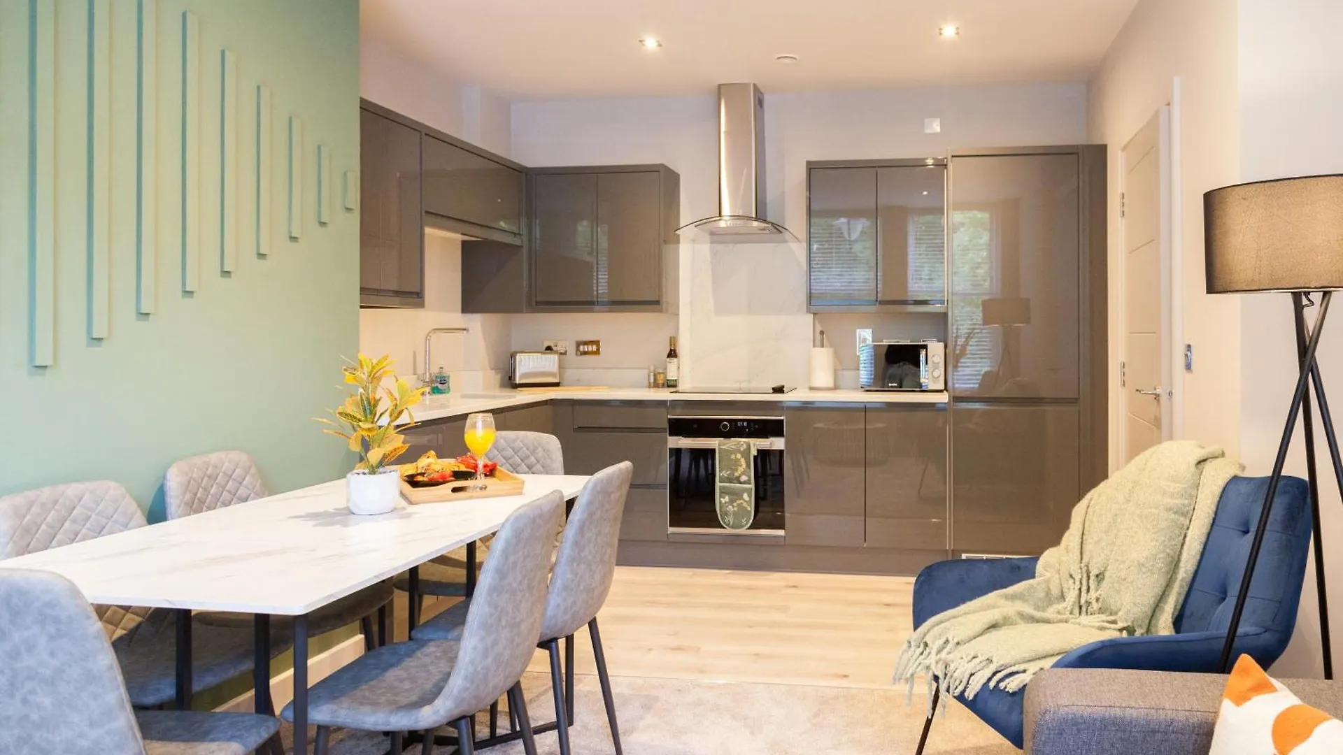 2 Bed - Long Term Stay Rates- Contractors-Professionals-Relocation Leeds  Wielka Brytania